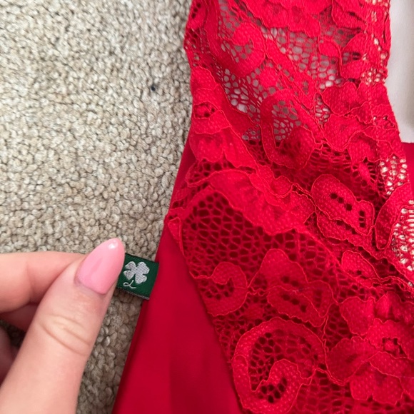 lucky leo dancewear red leotard size xsmall/small - Picture 3 of 3